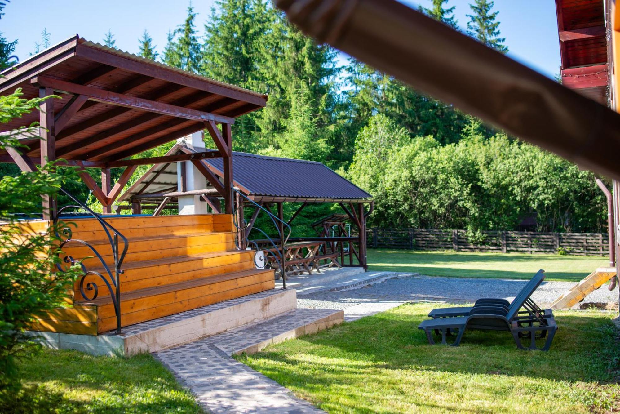 Vivien Vendeghaz Villa Borzont Exterior photo